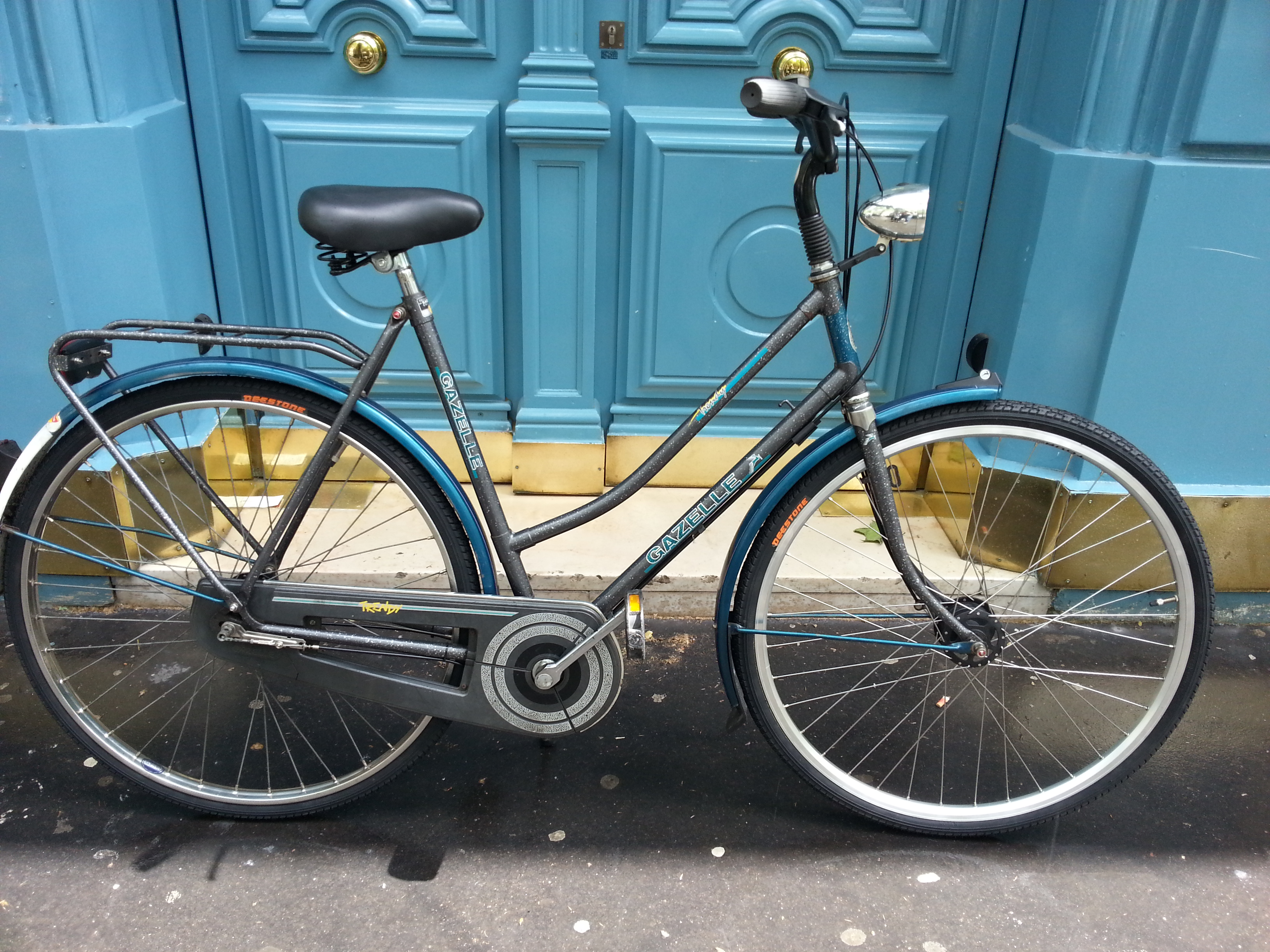 Recherche velo femme hollandais occasion